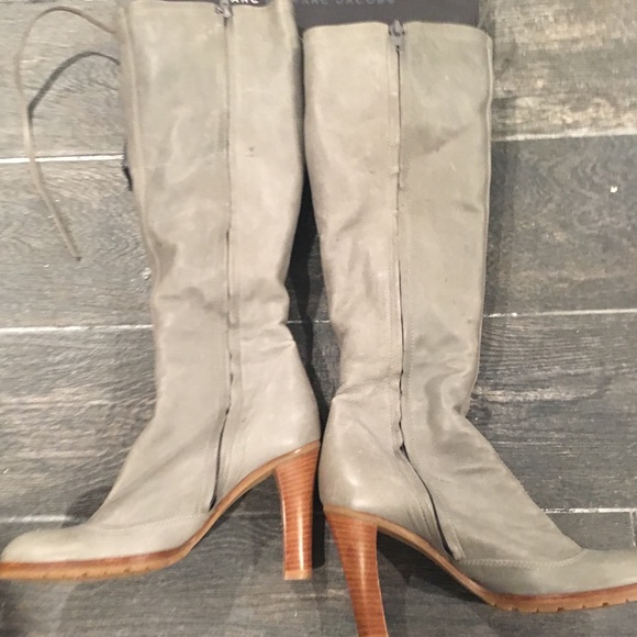 Marc Jacobs high heel boots with Sherpa lining - Picture 2 of 3